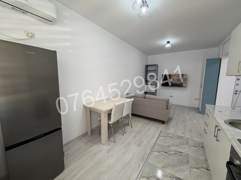 Militari Residence, Str. Weiner Palada 12 bloc 2026,